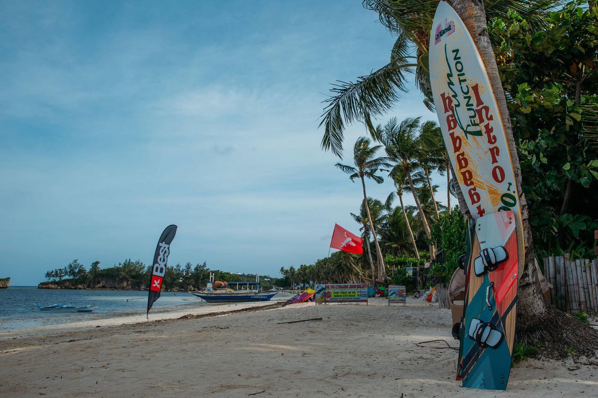 Aissatou Beach Resort Balabag  Esterno foto